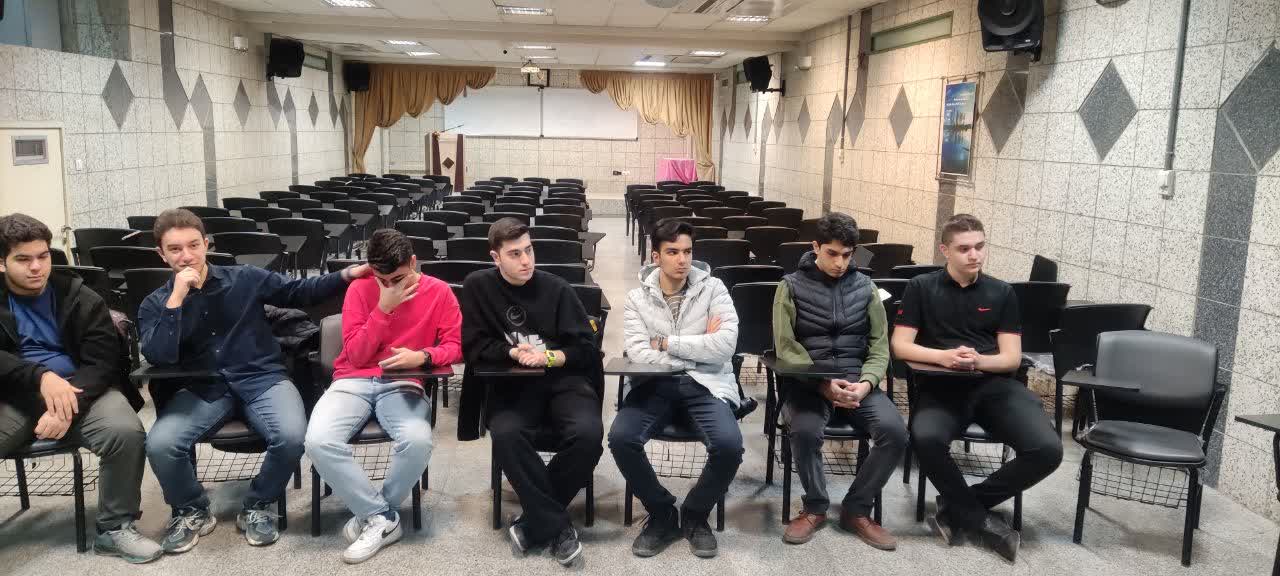 نفرات برتر پایه دوازدهم