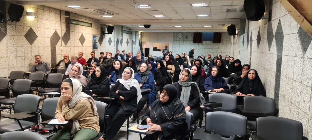 جلسه انجمن اولیاء و مربیان
